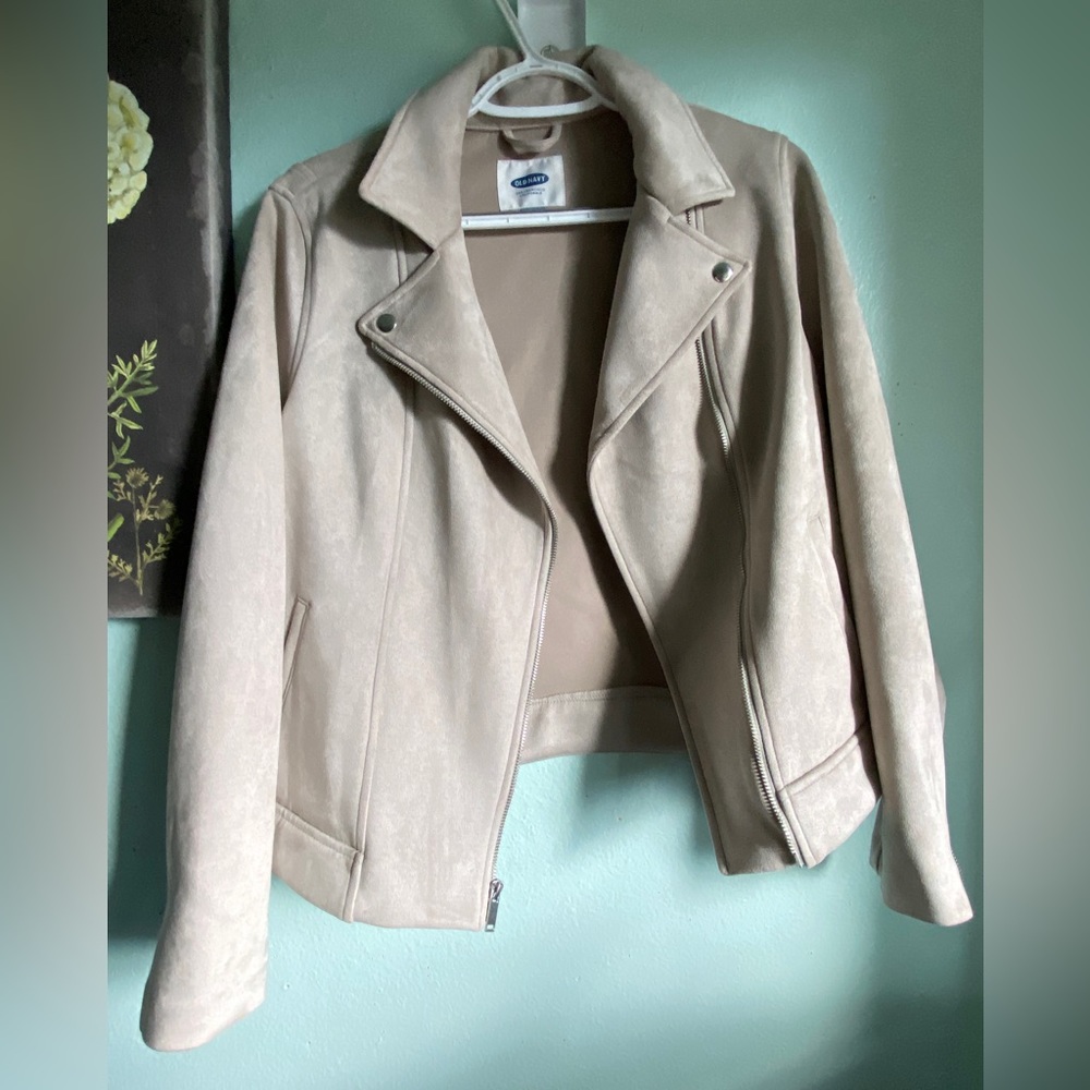 Faux suede moto jacket by Old Navy. Cream color. Size m. Nwt